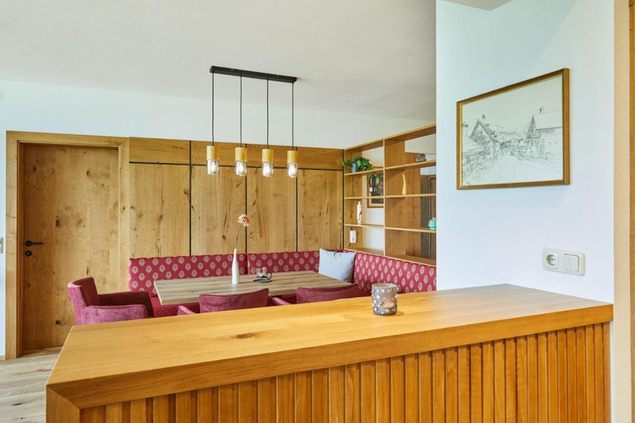 Appartement Traumblick Mit Indoorpool Und Privater Sauna Bad Goisern Eksteriør billede